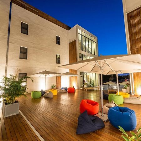 One Bay Residence - Apartment 12 - Apartment In Pereybere Pereybere Beach エクステリア 写真