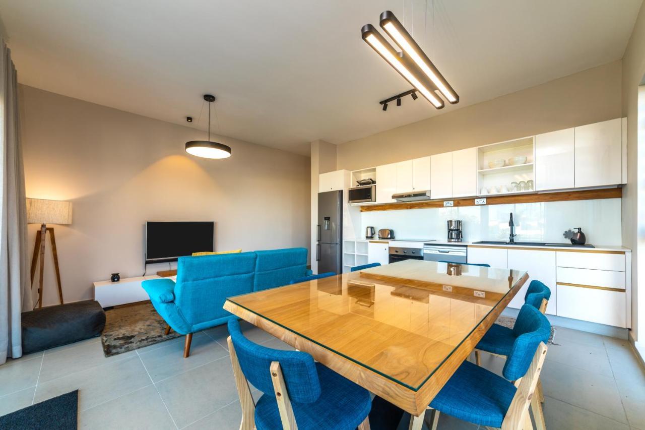 One Bay Residence - Apartment 12 - Apartment In Pereybere Pereybere Beach エクステリア 写真