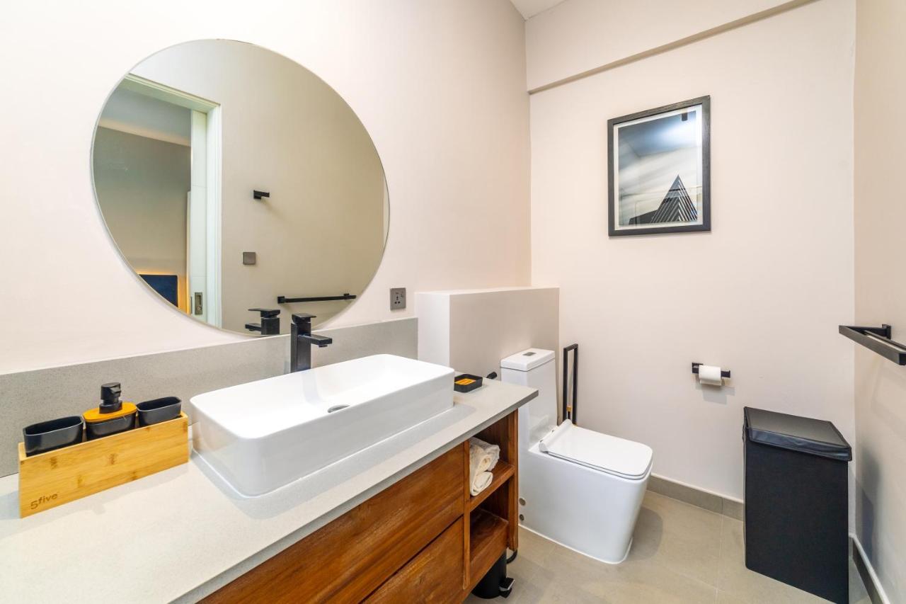One Bay Residence - Apartment 12 - Apartment In Pereybere Pereybere Beach エクステリア 写真