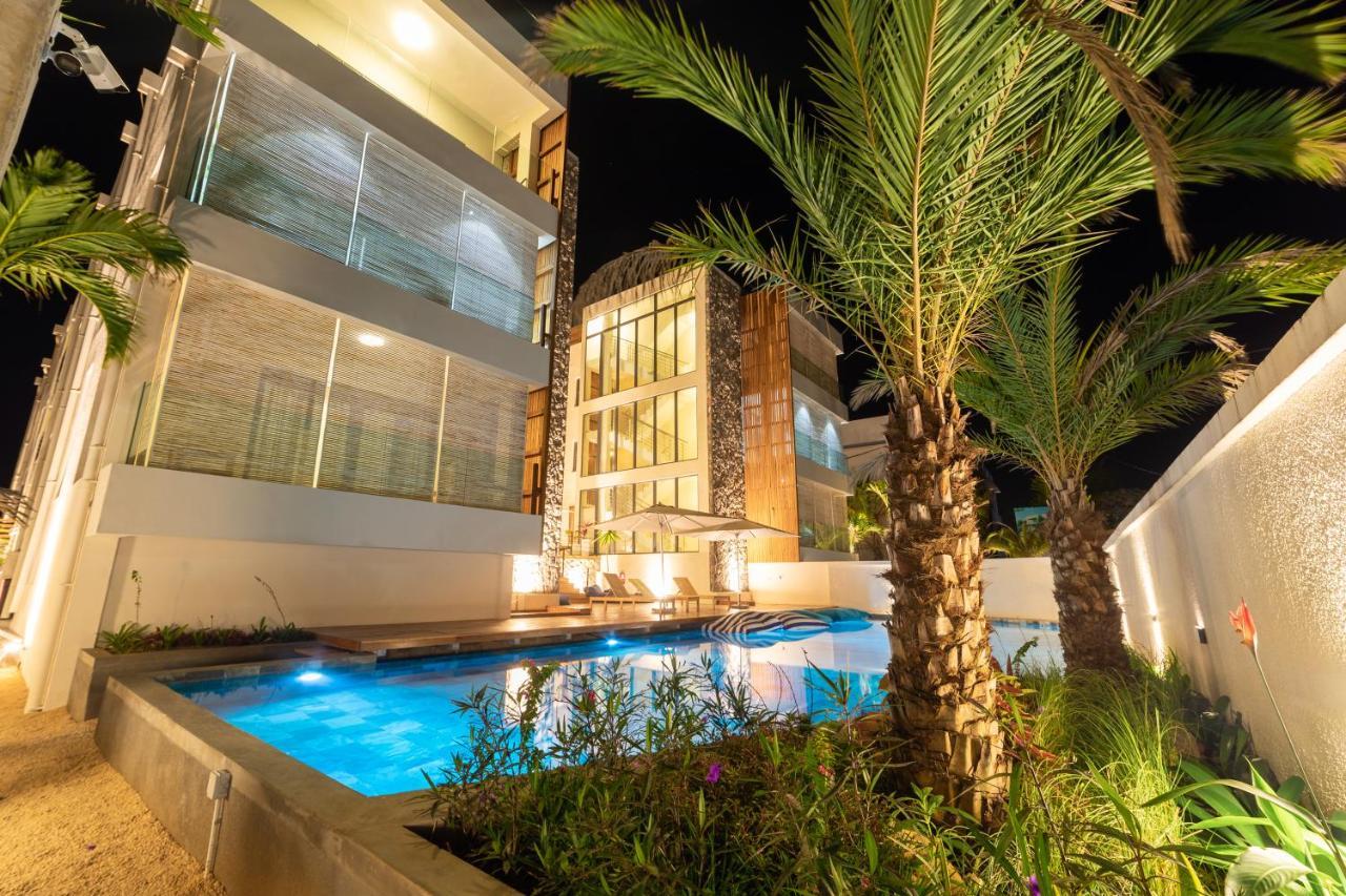 One Bay Residence - Apartment 12 - Apartment In Pereybere Pereybere Beach エクステリア 写真