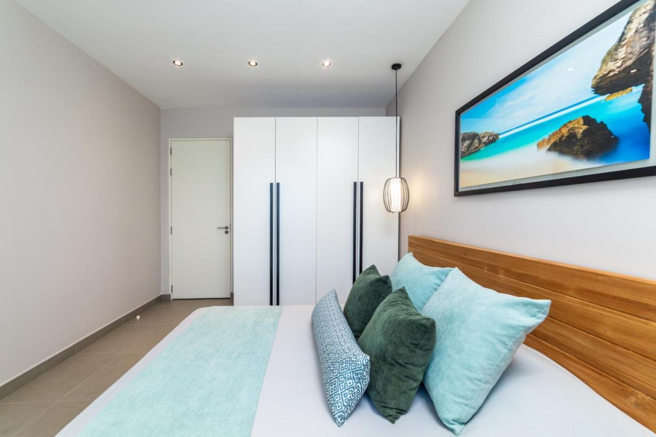 One Bay Residence - Apartment 12 - Apartment In Pereybere Pereybere Beach エクステリア 写真
